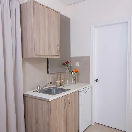 Rainbow アパートホテル ハニア