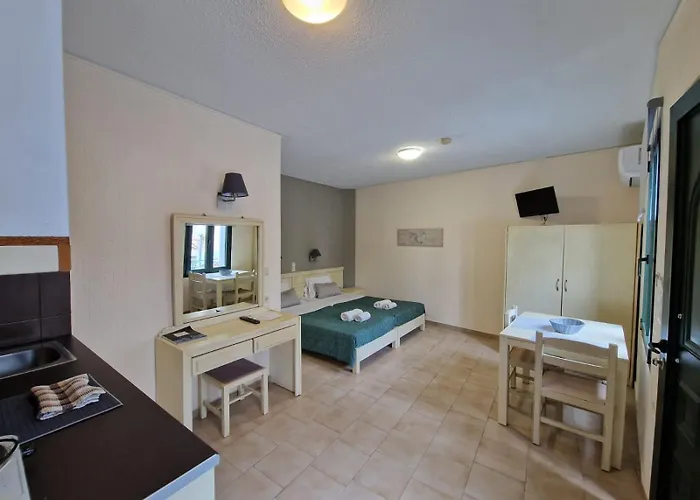 Apartmanhotel Rainbow Hriszí Aktí Haniá