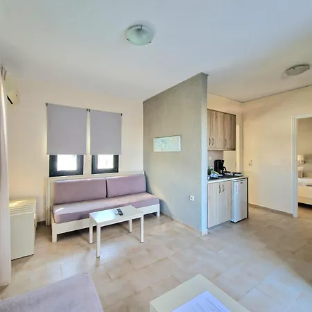 Rainbow Apart Otel 3*